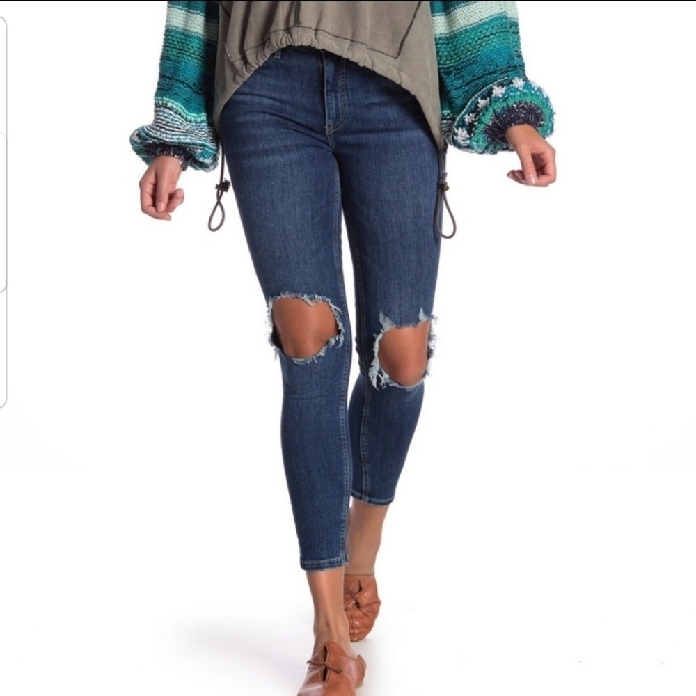 Free People busted Knee High rise skinny Jeans NWT
